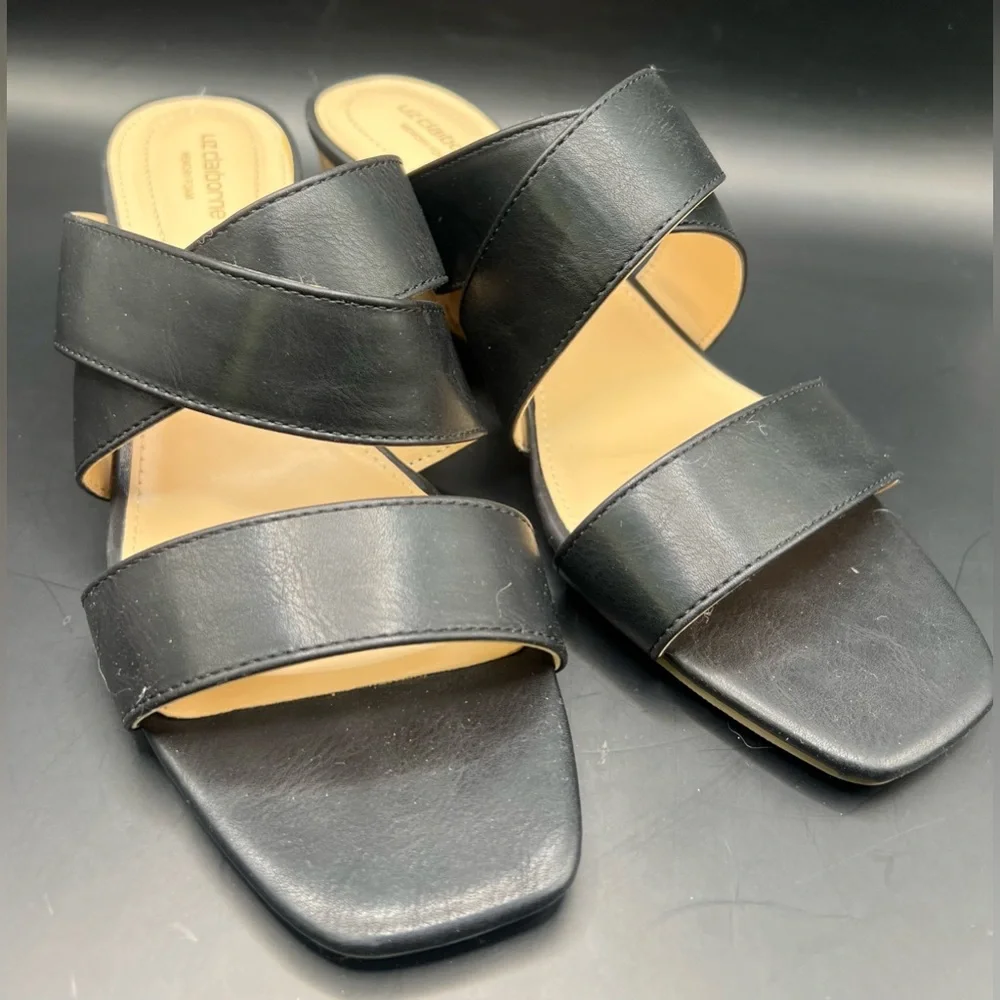 Liz Claiborne- Black‎ Leather Women's Sandals, Cork bottom wedge, Size:7-1/2